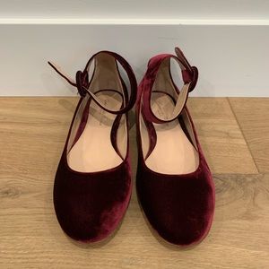 Gianvito Rossi brand new ruby red velvet ballet flats (size 7)